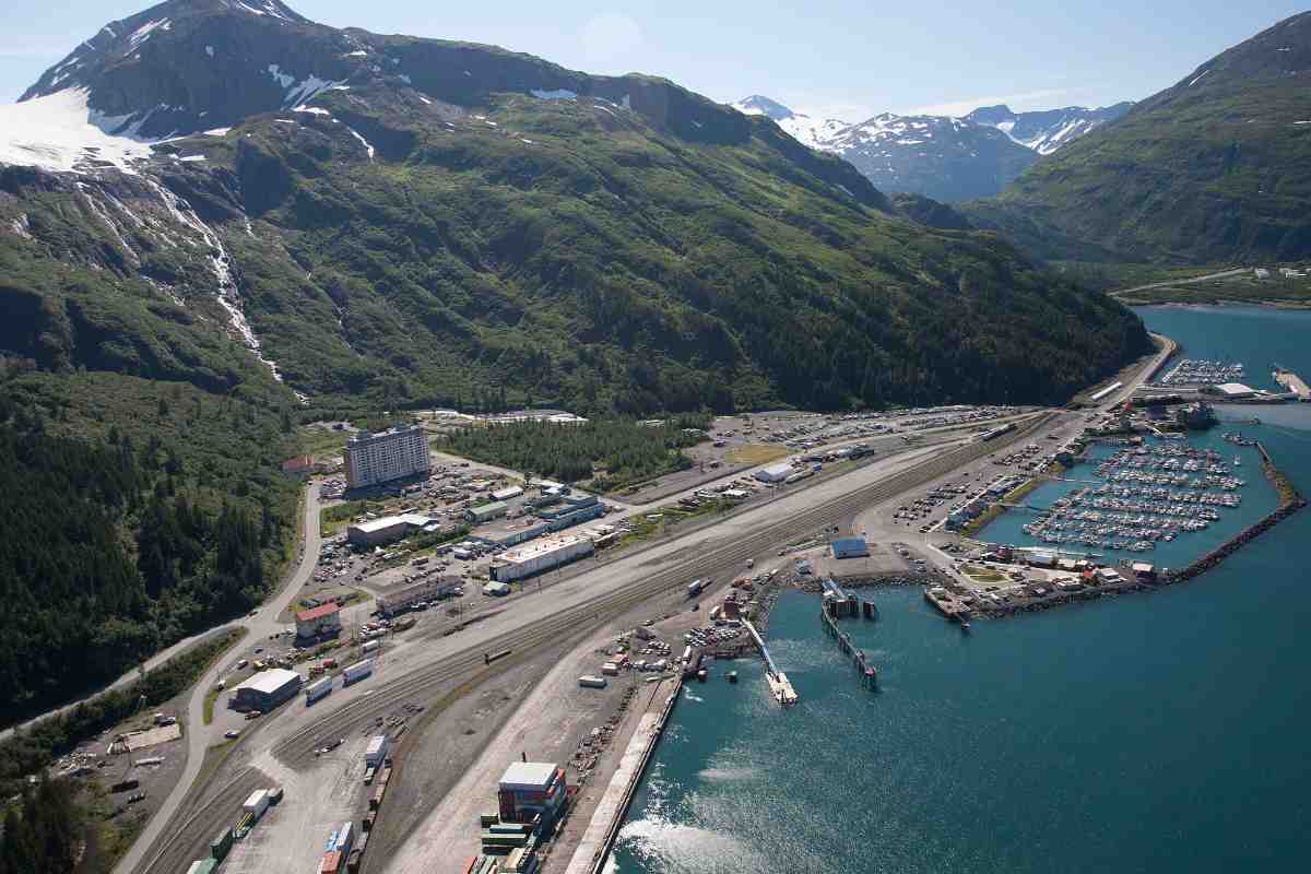 L'intera cittadina di Whittier