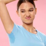 Ragazza sudata