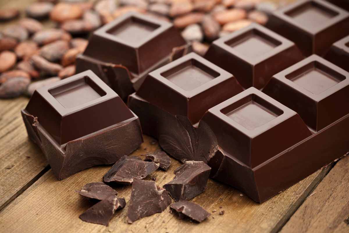 barretta di cioccolato fondente per dolci