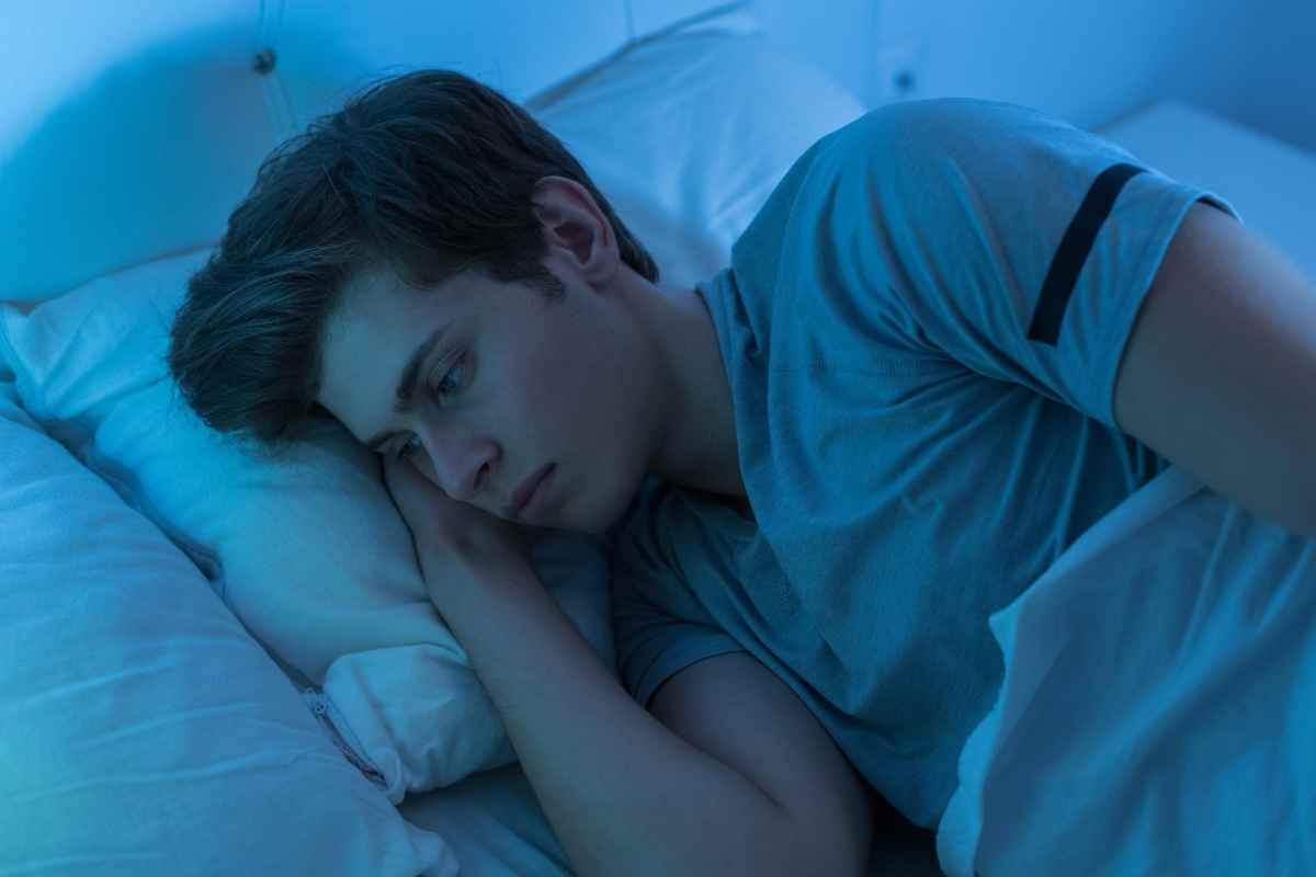 dormire poco invecchiamento del cervello