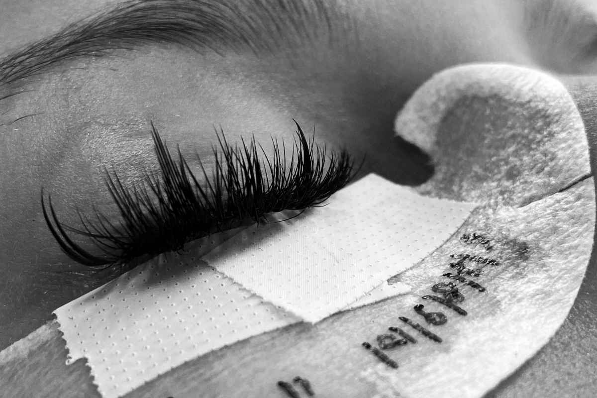 ciglia lunghe in primo piano